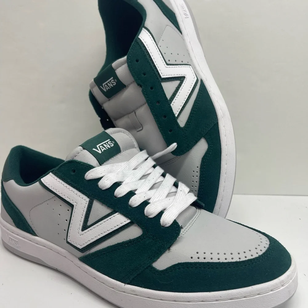Vans Green White Men's Lowland 2.0
Tri-Tone Green/Grey
VN000D6RZOX Sneakers - Picture 14 of 16